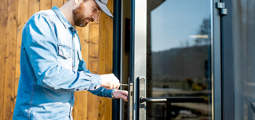 Frameless Glass Storefront Door Locks Replacement in Oasis, CA