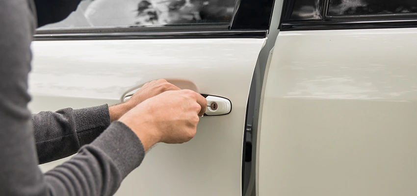 Unlock Car Door Service in Oasis, CA